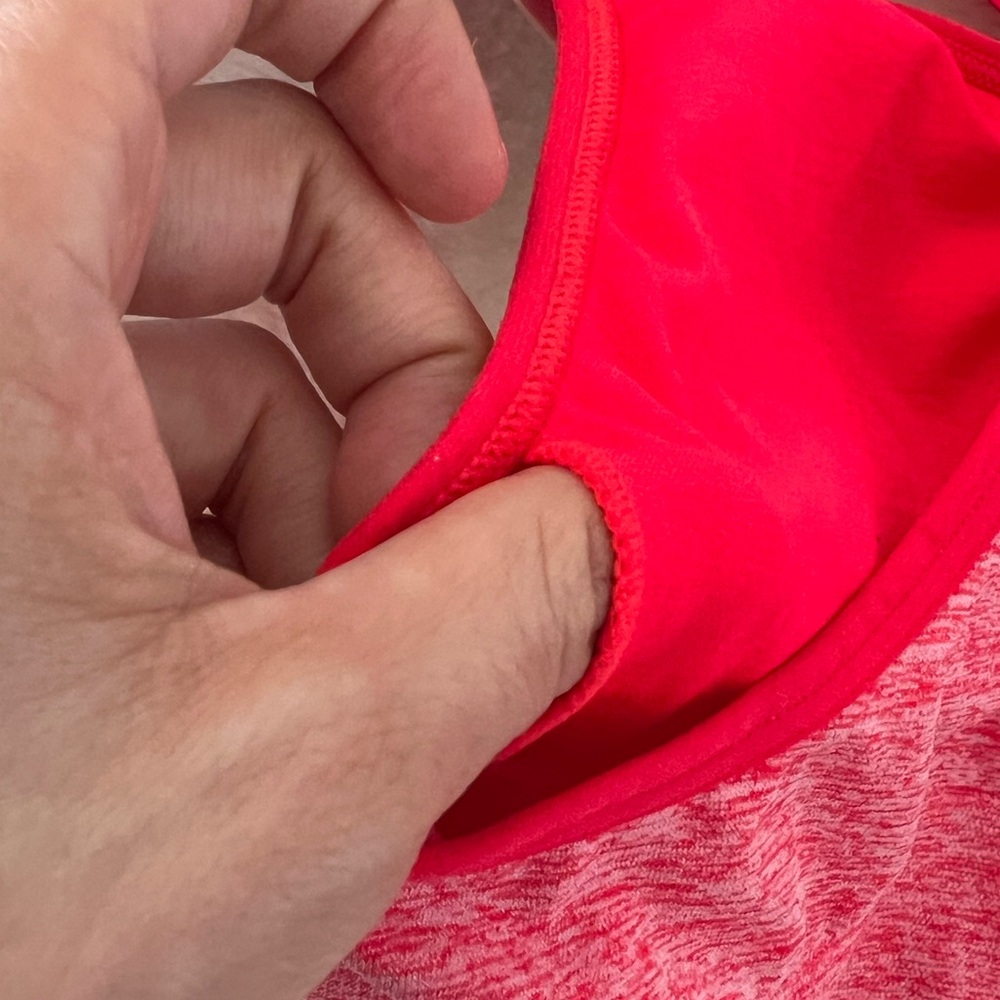 Pink VS Sport Bra - Picture 4 of 4